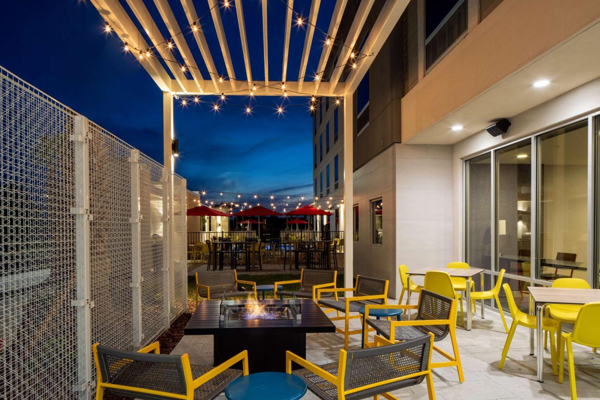 Home2 Suites By Hilton Lake Mary Orlando Exterior foto